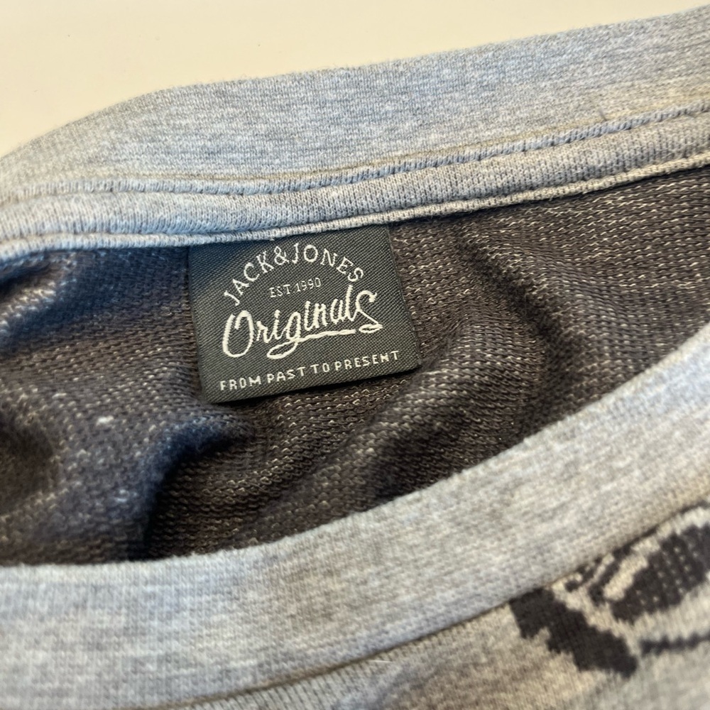 Jack & Jones Grey Rose Patterned Crewneck - Picture 4 of 7